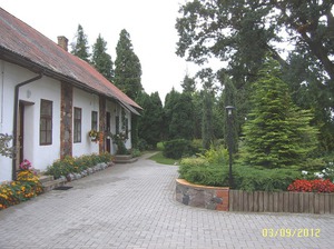 Amatnieki, kaimo namas