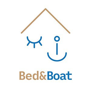Bed&Boat namiņš Alūksnes iekšezerā- vēsturiskajās laivu mājās, laisvalaikio namai