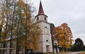 Bērzes evaņģēliski luteriskā baznīca, bažnyčia