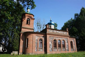 Krapes Svētā Arsēnija pareizticīgo baznīca, bažnyčia