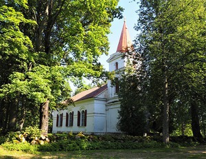 Saukas evanģēliski luteriskā baznīca, bažnyčia