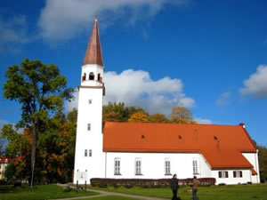 Siguldas Evaņģēliski luteriskā baznīca, церковь