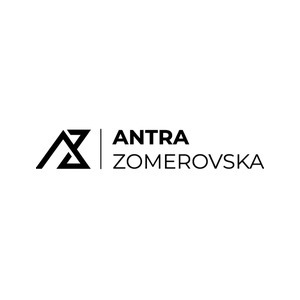 Antra Zomerovska, prisiekusioji advokatė