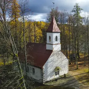 Augstrozes evaņģēliski luteriskā baznīca, bažnyčia