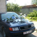 Floristinis automobilių pristatymas, dekoravimas