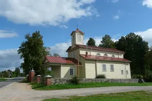 Brigu Vissvētākās Trīsvienības katoļu baznīca, bažnyčia