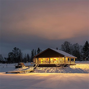 Brūklenes, Ferienhaus