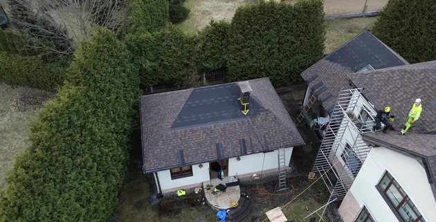 Montage von Bitumenschindeldächern