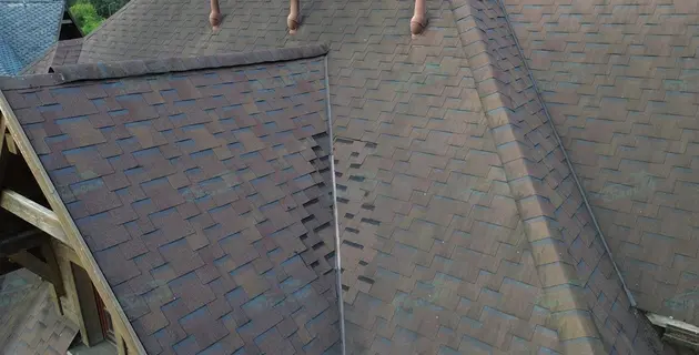 Reparatur von Bitumenschindeln