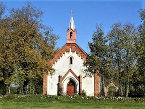 Dignājas evanģēliski luteriskā baznīca, bažnyčia