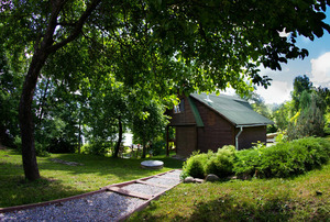 Ezera sonāte, laisvalaikio namai