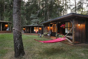 Ezīša midziņa, camping