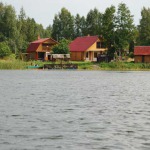Poilsis prie ežerų