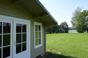 Ielāpi, iškilmių namai