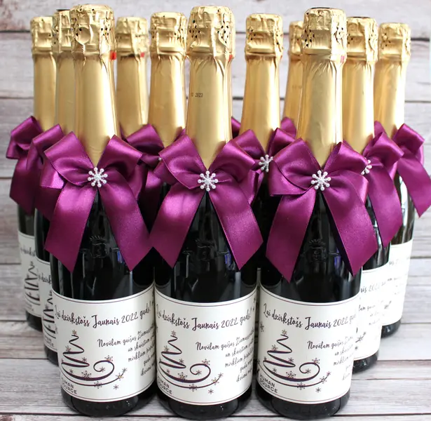 Ziemassvētku apsveikumi