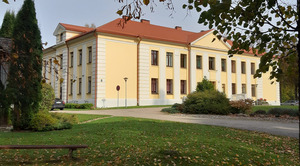 Jaunpiebalgas vidusskola, vidurinė mokykla