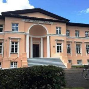 Kalvenes pamatskola, pradinė mokykla