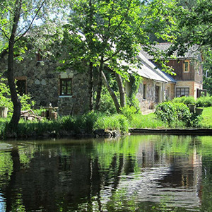 Kučuru dzirnavas, svečių namai ir kaimiška pirtis