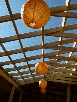 Estrada po atviru dangumi