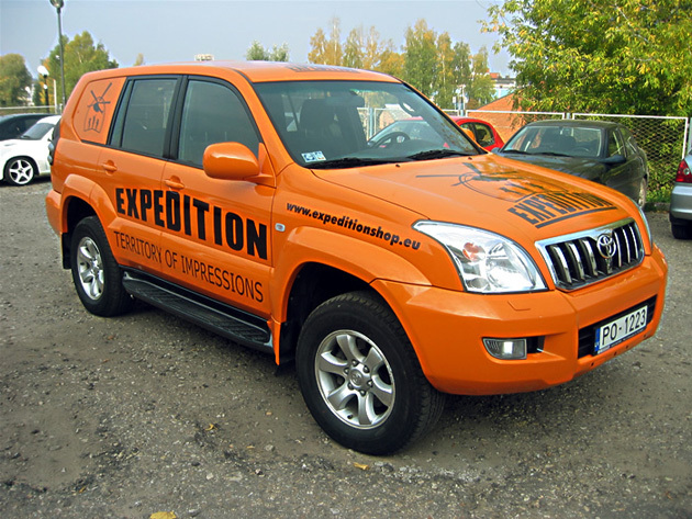 Reklama ant automobilių