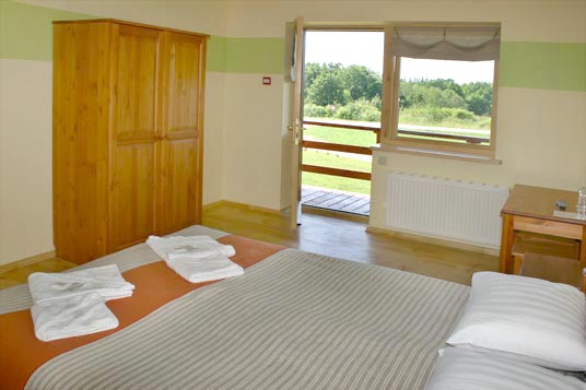 Dviviečiai kambariai