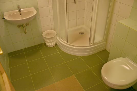 Dviviečiai kambariai