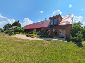 Lillyhofa, svečių namai