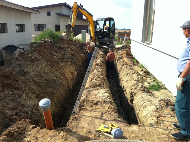 Ārējo kanalizāciju un ūdensvada tīklu izbūve 