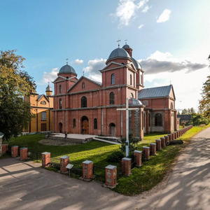 Malnavas Rožukroņa Dievmātes Romas katoļu baznīcas, bažnyčia