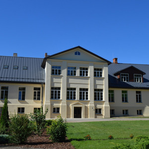 Mežupes pamatskola, pradinė mokykla