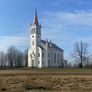 Nīcgales Dievmātes dzimšanas Romas katoļu baznīca, bažnyčia