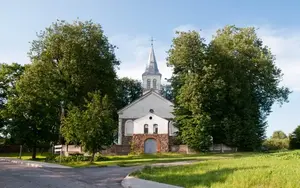 Ozolmuižas Svētā Pētera un Svētā Pāvila Romas katoļu baznīca, bažnyčia