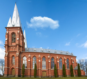 Pabiržės Vissvētās Trīsvienības baznīca, bažnyčia