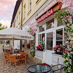 Pasaules brīnumi, kavinė