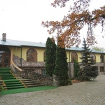 Svečių namai