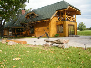 Pīrāgi, svečių namai