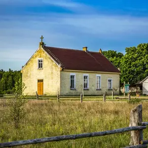 Pitraga baptistu baznīca, bažnyčia