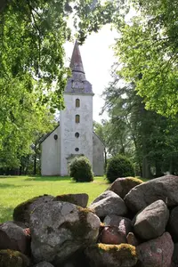 Popes luterāņu baznīca, bažnyčia