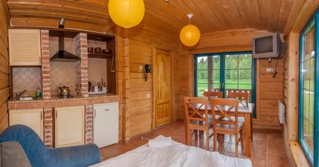 keturviečiai nameliai