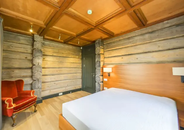 Keturviečiai kambariai