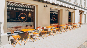 Rīsi + nūdeles, Azijos restoranas