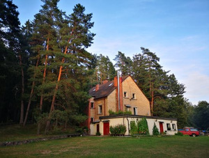 Satekas, svečių namai