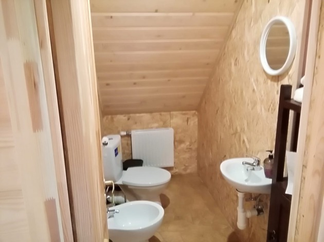 Dviviečiai kambariai