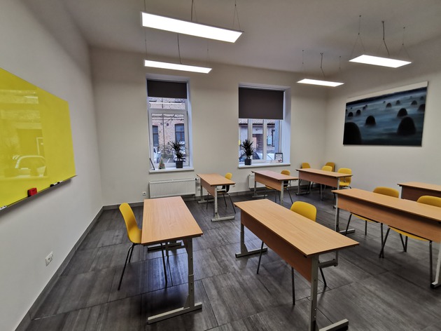 Kalbų kursai, mokymai