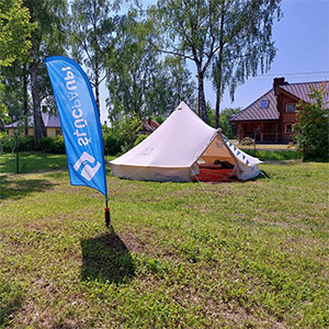 Šļūc pa upi, кемпинг