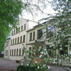 Stendes pamatskola, pradinė mokykla