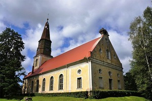 Suntažu luterāņu baznīca, bažnyčia