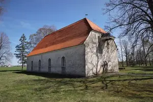 Užavas luterāņu baznīca, Kirche