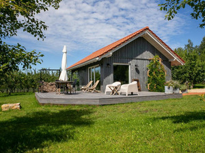 Vizbules, holiday House