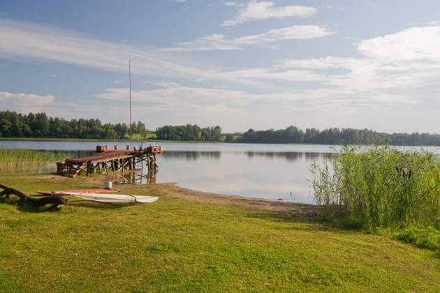 Poilsis prie ežerų